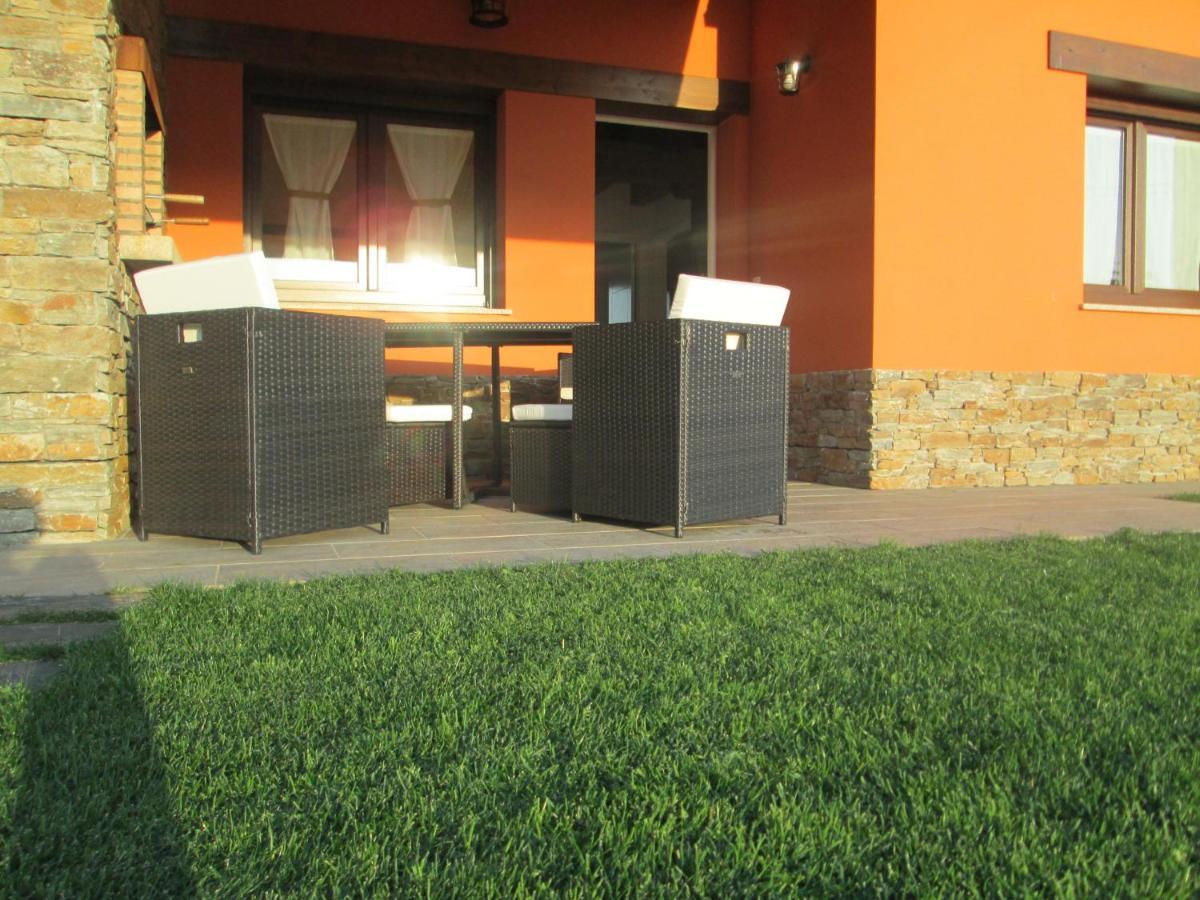 Apartamentos Fonte Villar Navia Exteriér fotografie